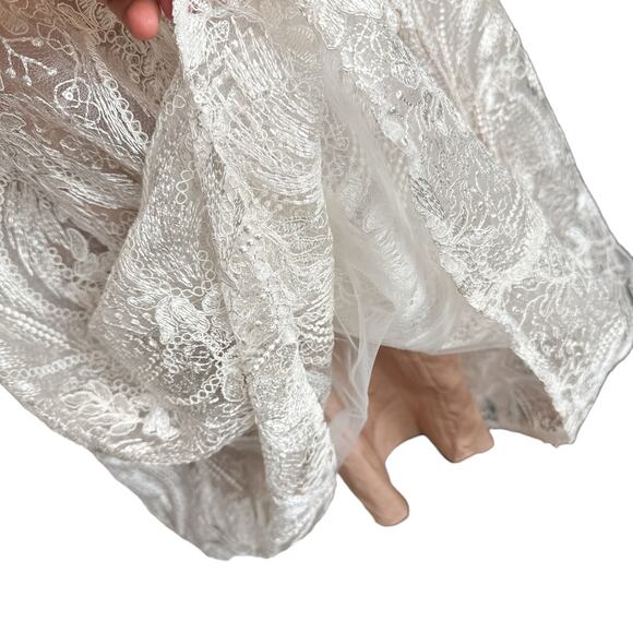 Dress the Population NEW Elisa Vine Embroidered Midi Dress White Nude Small - Picture 10 of 16